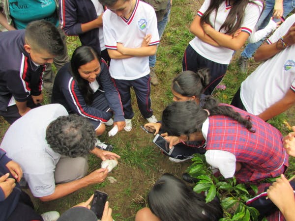 Los niños y los adolescentes también tomaron parte de los talleres para divulgar las técnicas de monitoreo de las especies amenazadas.